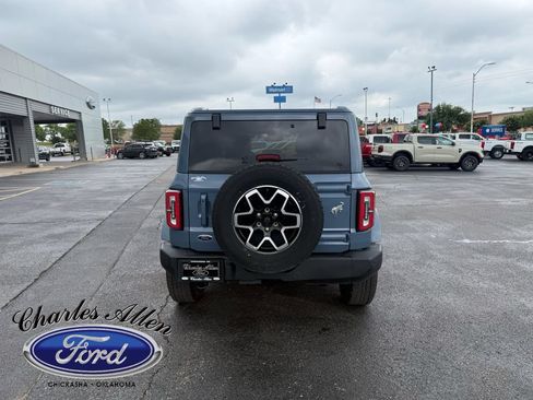 Used 2025 Ford Bronco Outer Banks AWD/4WD image 4