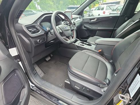 Used 2025 Ford Escape ST-Line AWD/4WD image 6