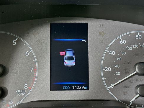 Used 2025 Toyota Corolla LE image 18