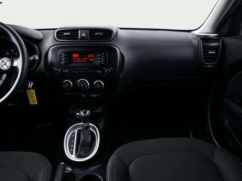 Used 2016 Kia Soul FWD image 18