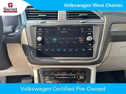 Certified 2023 Volkswagen Tiguan SE FWD image 19