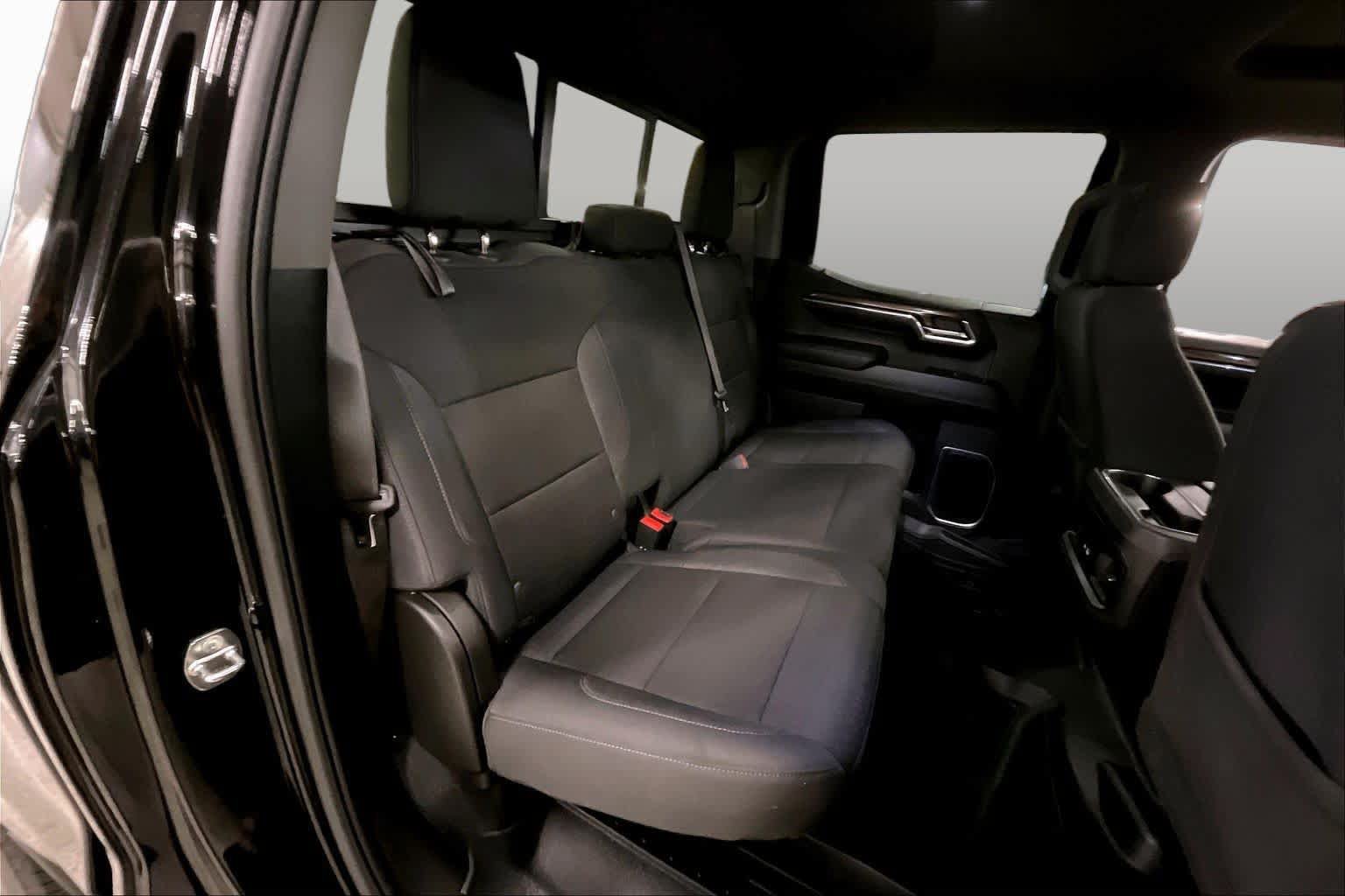 Used 2024 Chevrolet Silverado 1500 RST w/ Convenience Package II AWD/4WD image 19