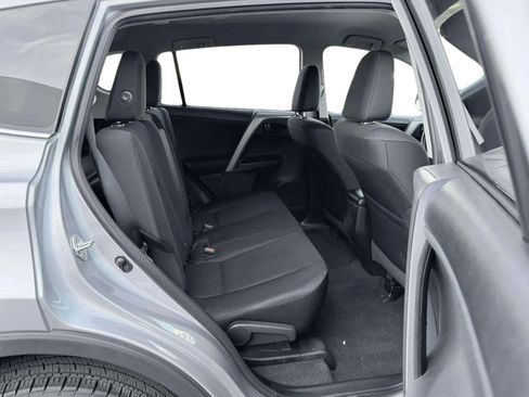 Used 2017 Toyota RAV4 LE w/ Carpet Mat Package image 14