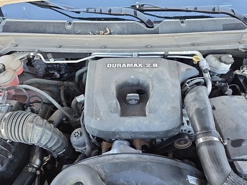 Used 2019 Chevrolet Colorado LT image 25