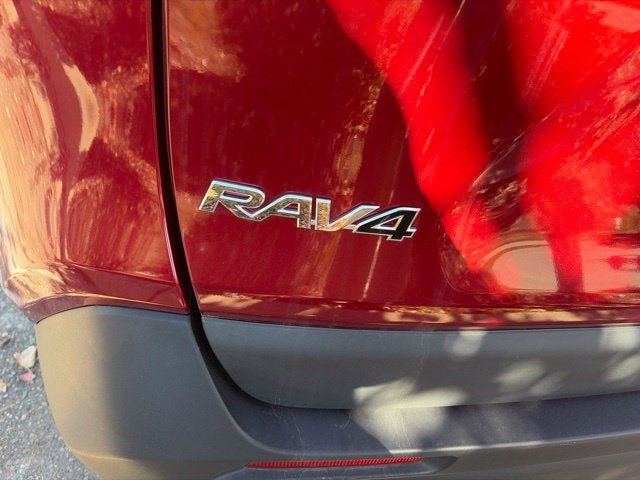 Used 2023 Toyota RAV4 XLE w/ Convenience Package AWD/4WD image 7