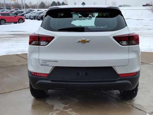 Used 2023 Chevrolet TrailBlazer LS image 6
