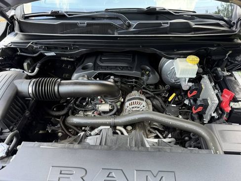 Used 2019 RAM 1500 Big Horn AWD/4WD image 36