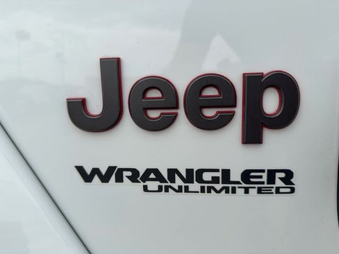 Used 2020 Jeep Wrangler Unlimited Rubicon AWD/4WD image 12