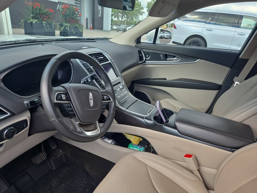 Used 2020 Lincoln Nautilus Reserve AWD/4WD image 8