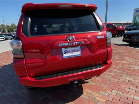 Used 2020 Toyota 4Runner SR5 image 8