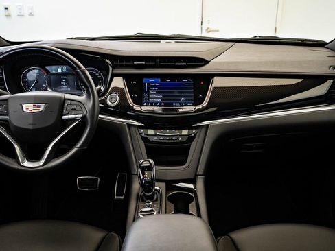 Used 2023 Cadillac XT6 Sport AWD/4WD image 30