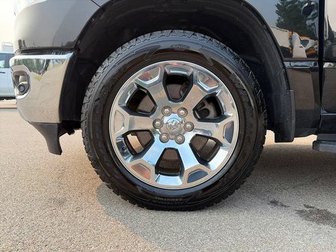 Used 2020 RAM 1500 Big Horn AWD/4WD image 12