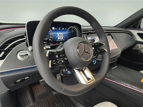 Used 2026 Mercedes-Benz E 53 AMG e 4MATIC Sedan image 35