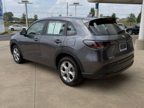 Certified 2024 Honda HR-V LX image 3