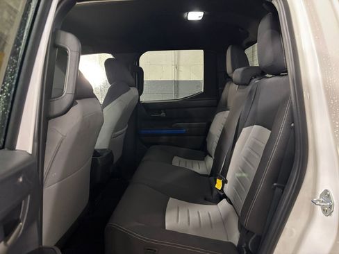 Used 2025 Toyota Tacoma TRD Off-Road image 24