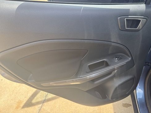 Used 2022 Ford EcoSport SE w/ SE Convenience Package image 11