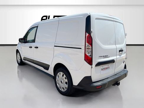 Used 2023 Ford Transit Connect XLT w/ Trailer Tow Package FWD image 5