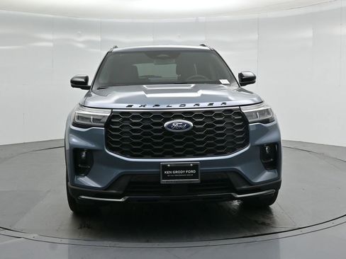 New 2026 Ford Explorer ST-Line w/ ST-Line Street Pack image 25