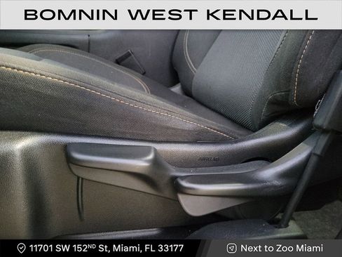 Used 2020 Chevrolet Traverse LS image 10