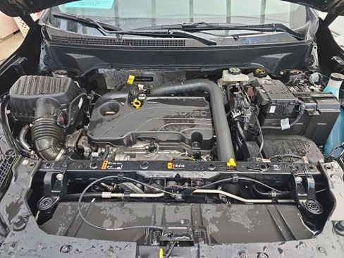 Used 2024 GMC Terrain SLE image 20