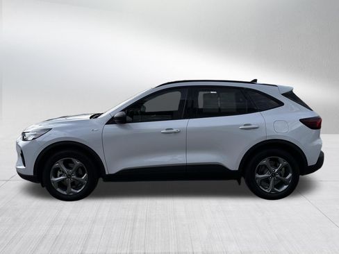 Certified 2025 Ford Escape ST-Line w/ Tech Pack #1 FWD image 4