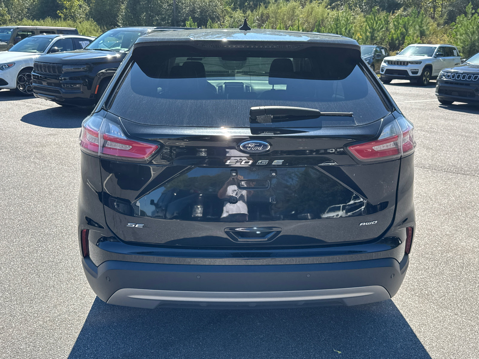 Used 2024 Ford Edge SEL AWD/4WD image 6