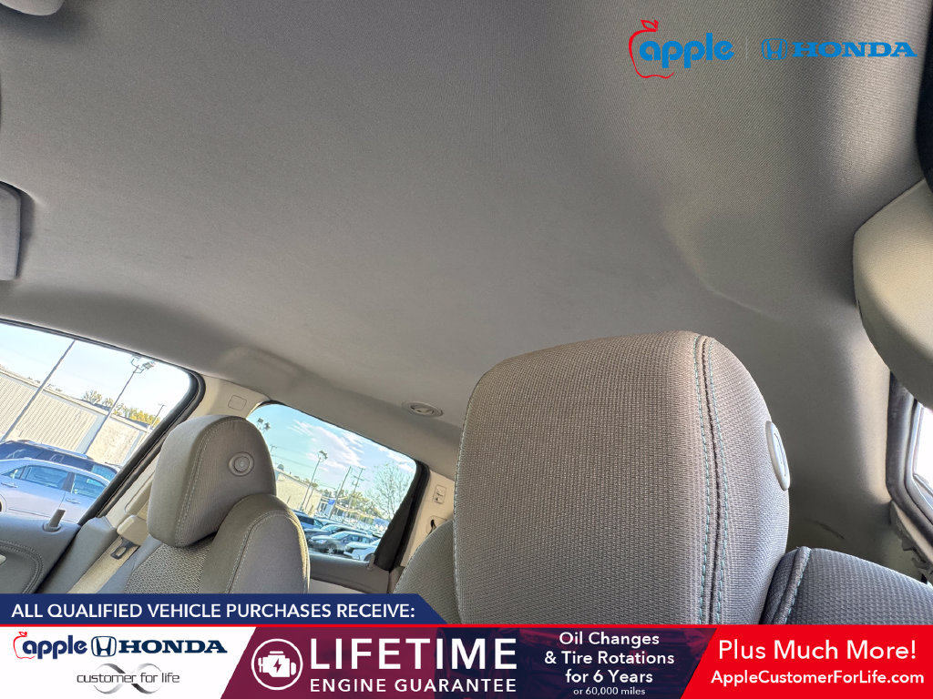 Used 2016 Chevrolet Traverse LT FWD image 17