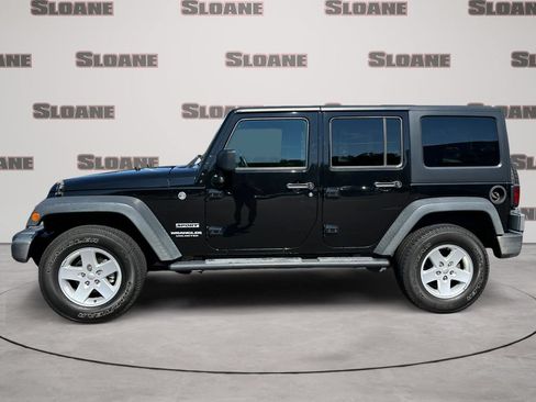Used 2017 Jeep Wrangler Unlimited Sport w/ Quick Order Package 24S AWD/4WD image 2