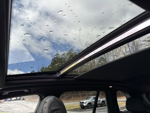 Used 2022 BMW X5 sDrive40i w/ Parking Assistance Package image 29