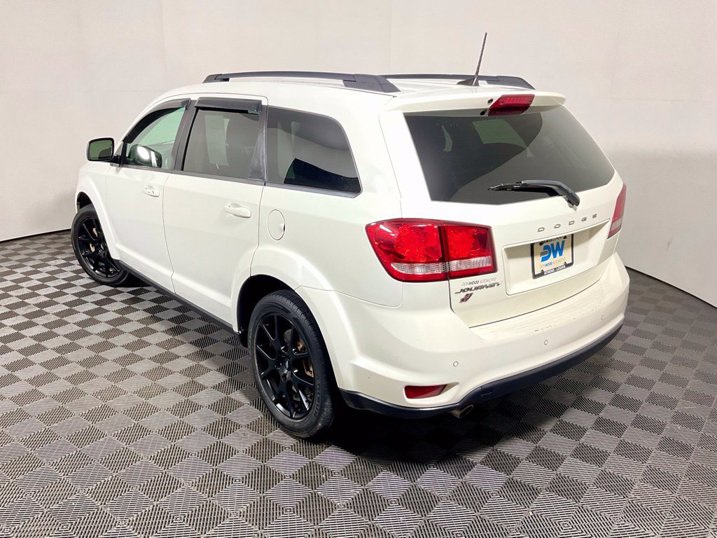 Used 2019 Dodge Journey SE w/ Premium Group AWD/4WD image 11
