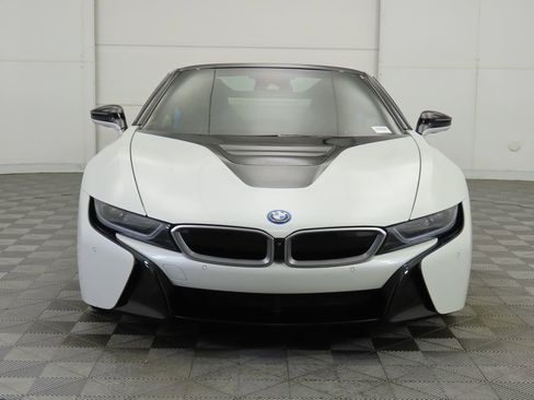 Used 2019 BMW i8 Roadster image 2