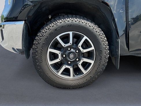 Used 2019 Toyota Tundra SR5 image 9