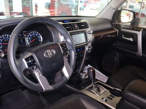 Used 2017 Toyota 4Runner Limited AWD/4WD image 17