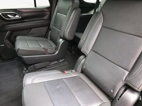 Used 2022 Chevrolet Tahoe Z71 w/ Luxury Package AWD/4WD image 14