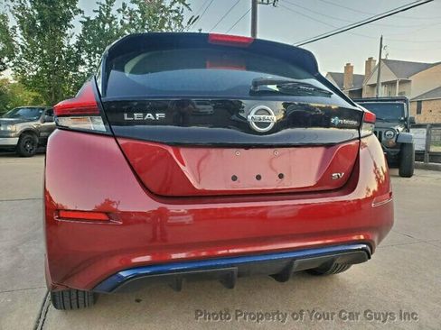 Used 2019 Nissan Leaf SV w/ SV Technology Package image 19