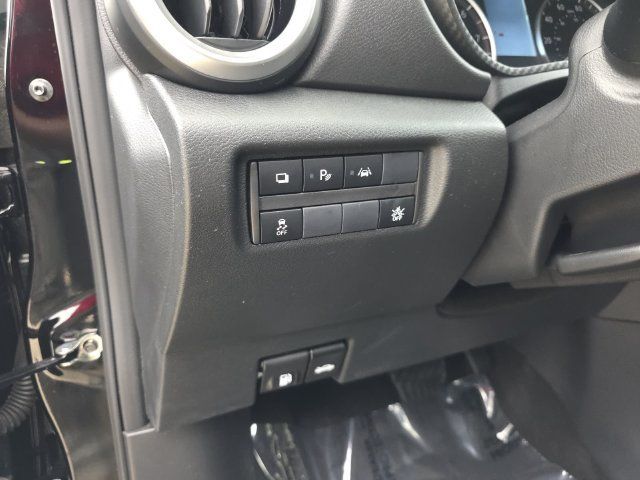 Used 2025 Nissan Versa S w/ Trunk Package FWD image 38
