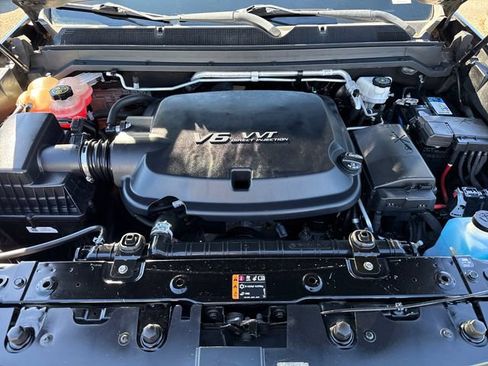 Used 2018 Chevrolet Colorado Z71 AWD/4WD image 27