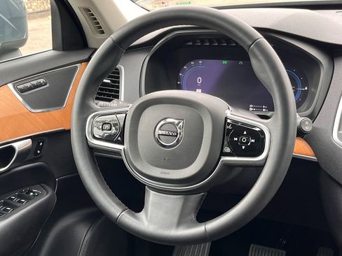 Used 2023 Volvo XC90 T8 Core image 20