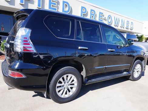 Used 2017 Lexus GX 460 Premium image 6