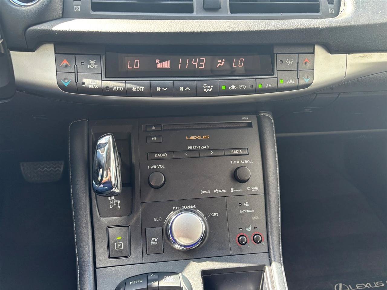 Used 2013 Lexus CT 200h w/ Premium Pkg w/Navigation FWD image 14