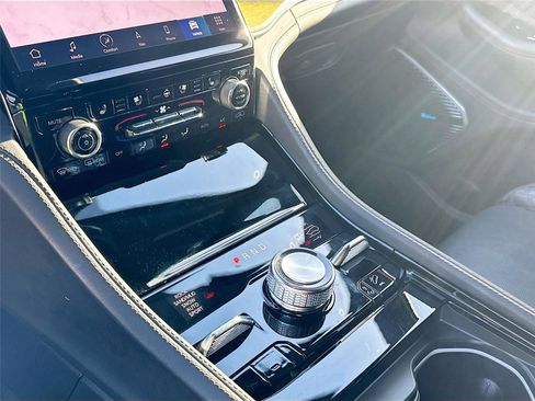 Used 2022 Jeep Grand Cherokee Summit image 14