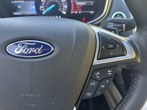 Used 2016 Ford Fusion SE w/ Equipment Group 202A FWD image 23