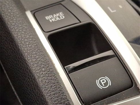 Used 2018 Honda Civic LX image 22