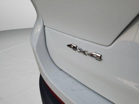 Used 2023 Jeep Grand Cherokee L Limited image 29