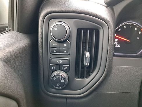 Used 2022 Chevrolet Silverado 1500 Custom Trail Boss w/ LPO, Dark Essentials Package image 29