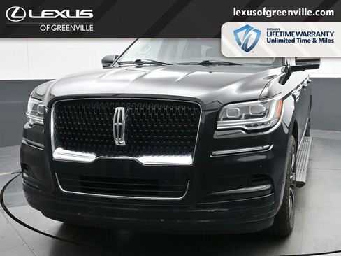 Used 2022 Lincoln Navigator L Reserve AWD/4WD image 3