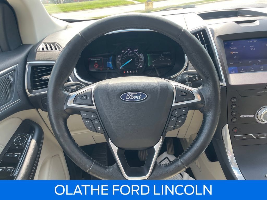 Certified 2020 Ford Edge Titanium AWD/4WD image 19