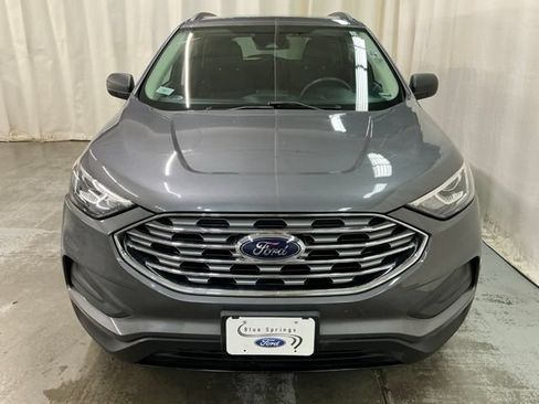 Used 2021 Ford Edge SE FWD image 7