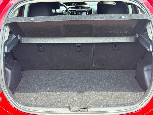 Used 2019 Toyota Prius C FWD image 18