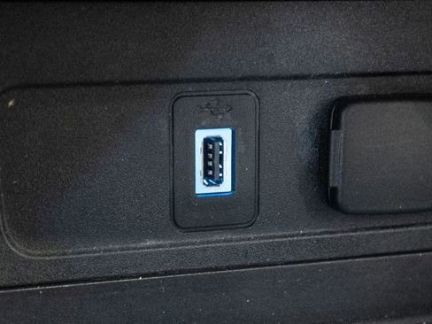 Used 2017 Ford Escape SE w/ Equipment Group 201A image 24